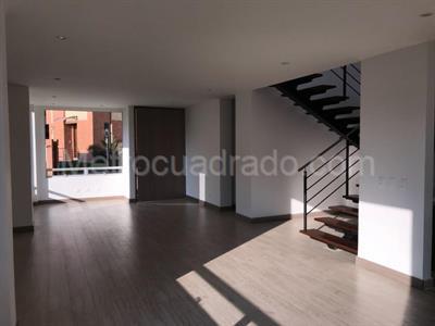 Casa de 4 alcobas en venta en Alcaparros, Cajicá, 254 m² · foto 10 de 12