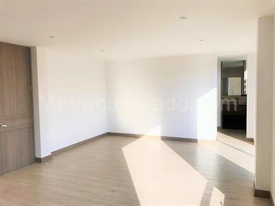 Casa de 4 alcobas en venta en Alcaparros, Cajicá, 254 m² · foto 12 de 12
