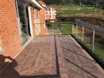 Casa de 4 alcobas en venta en Alcaparros, Cajicá, 254 m² · foto 4 de 12