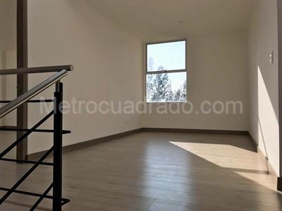 Casa de 4 alcobas en venta en Alcaparros, Cajicá, 254 m² · foto 8 de 12