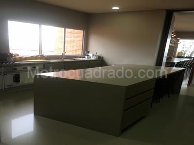 Apartamento de 4 alcobas en venta en Los Rosales, Bogotá, 450 m² · foto 8 de 8