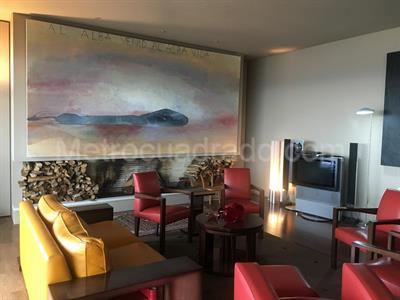 Apartamento de 4 alcobas en venta en Los Rosales, Bogotá, 450 m² · foto 4 de 8
