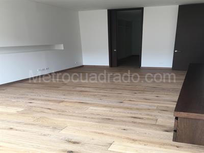 Apartamento de 3 alcobas en venta en La Cabrera, Bogotá, 570 m² · foto 9 de 16
