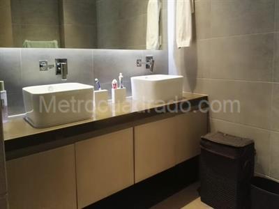 Apartamento de 3 alcobas en venta en Santa Bibiana, Bogotá, 127 m² · foto 4 de 7