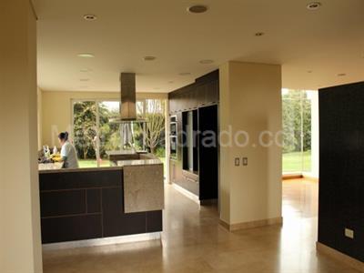 Casa de 4 alcobas en venta en San Simon, Bogotá, 425 m² · foto 9 de 18
