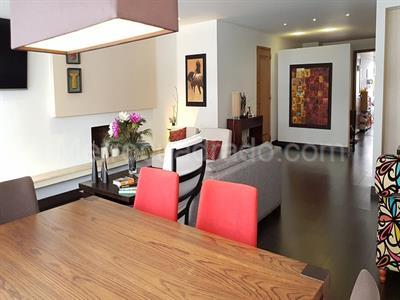 Apartamento en venta en Santa Barbara Central, Bogotá · foto 2 de 8