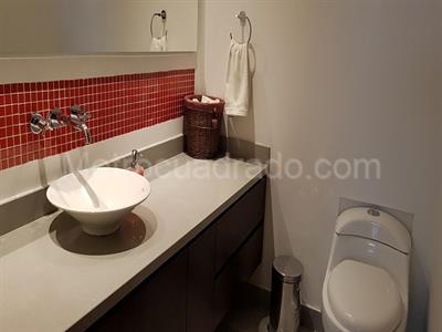 Apartamento en venta en Santa Barbara Central, Bogotá · foto 6 de 8