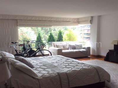 Apartamento de 3 alcobas en venta en Cerros De Los Alpes, Bogotá, 348 m² · foto 8 de 20