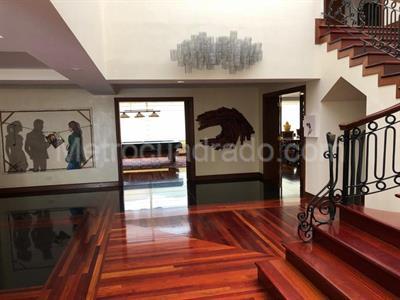 Apartamento de 3 alcobas en venta en Los Rosales, Bogotá, 700 m² · foto 9 de 12