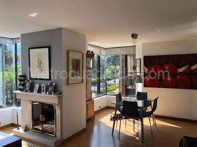 Apartamento en venta en La Carolina, Bogotá · foto 3 de 7