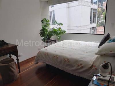 Apartamento de 4 alcobas en venta en La Cabrera, Bogotá, 320 m² · foto 14 de 16