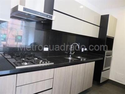 Apartamento en venta en Chico Navarra, Bogotá · foto 2 de 13
