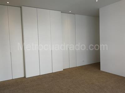 Apartamento de 2 alcobas en venta en Chico, Bogotá, 136 m² · foto 11 de 14