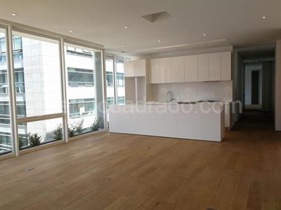 Apartamento de 2 alcobas en venta en Chico, Bogotá, 136 m² · foto 4 de 14