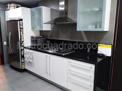 Apartamento en venta en Los Rosales, Bogotá · foto 2 de 20