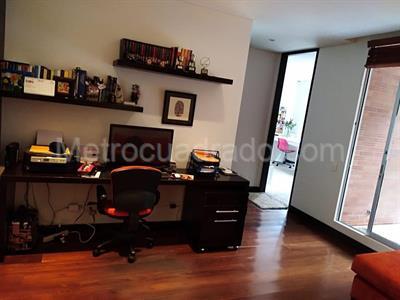Apartamento en venta en Los Rosales, Bogotá · foto 8 de 20