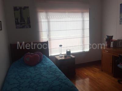 Apartamento de 4 alcobas en venta en Balcones De Lindaraja, Bogotá, 192 m² · foto 10 de 20