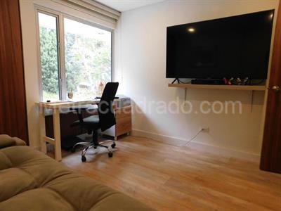 Apartamento de 3 alcobas en venta en El Refugio, Bogotá, 130 m² · foto 5 de 6