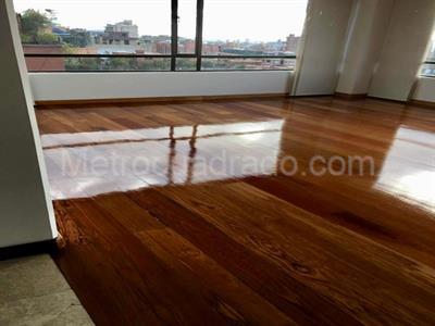 Apartamento de 3 alcobas en venta en Los Rosales, Bogotá, 200 m² · foto 5 de 7