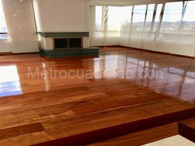 Apartamento de 3 alcobas en venta en Los Rosales, Bogotá, 200 m² · foto 6 de 7