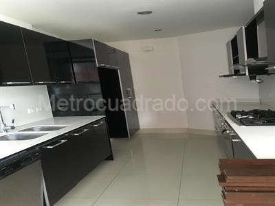 Apartamento en venta en Chico Navarra, Bogotá · foto 3 de 11