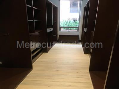 Apartamento en venta en Chico Navarra, Bogotá · foto 7 de 11