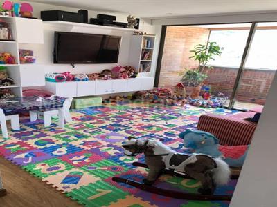 Apartamento de 3 alcobas en venta en Santa Ana, Bogotá, 185 m² · foto 8 de 13