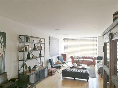 Apartamento de 3 alcobas en venta en Santa Bibiana, Bogotá, 186 m² · foto 3 de 19