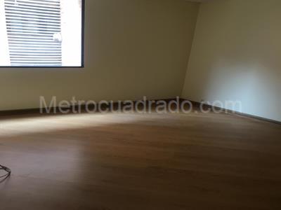 Apartamento de 3 alcobas en venta en La Carolina, Bogotá, 180 m² · foto 14 de 18