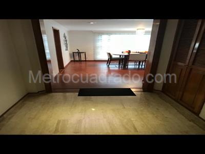 Apartamento en venta en Santa Barbara, Bogotá · foto 5 de 8