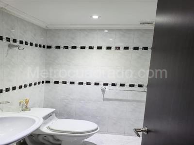 Apartamento en venta en Santa Barbara Central, Bogotá · foto 19 de 20