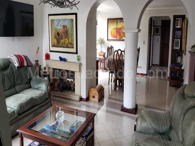 Apartamento de 5 alcobas en venta en Chapinero, Bogotá, 223 m² · foto 12 de 16