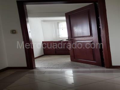 Apartamento de 5 alcobas en venta en Chapinero, Bogotá, 223 m² · foto 14 de 16