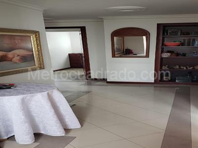 Apartamento de 5 alcobas en venta en Chapinero, Bogotá, 223 m² · foto 8 de 16