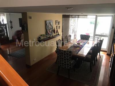 Casa en venta en Santa Paula, Bogotá · foto 2 de 20