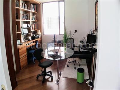 Apartamento de 3 alcobas en venta en Chico Navarra, Bogotá, 241 m² · foto 9 de 13