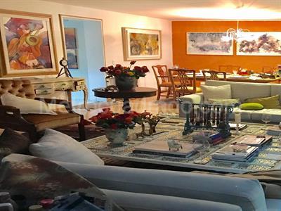 Apartamento de 2 alcobas en venta en La Carolina, Bogotá, 120 m² · foto 2 de 3