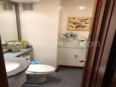 Apartamento en venta en La Carolina, Bogotá · foto 4 de 16