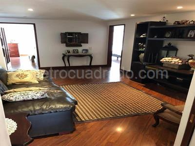 Apartamento en venta en La Carolina, Bogotá · foto 6 de 16