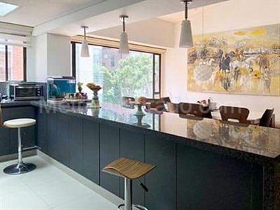 Apartamento de 2 alcobas en venta en Los Rosales, Bogotá, 200 m² · foto 11 de 18