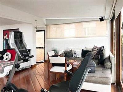 Apartamento de 2 alcobas en venta en Los Rosales, Bogotá, 200 m² · foto 3 de 18