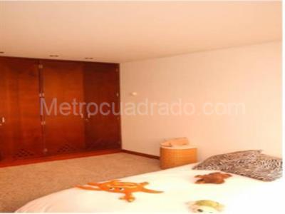 Apartamento de 3 alcobas en venta en Los Rosales, Bogotá, 231 m² · foto 7 de 11