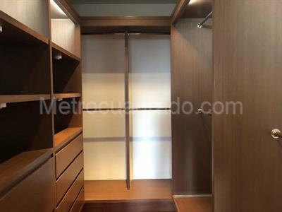 Apartamento en venta en Los Rosales, Bogotá · foto 13 de 19