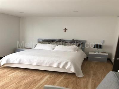 Apartamento de 3 alcobas en venta en Altos De Cabrera, Bogotá, 159 m² · foto 15 de 19