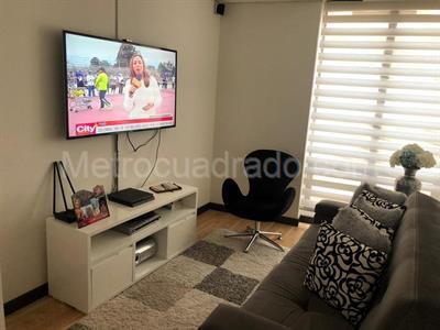 Apartamento de 3 alcobas en venta en Altos De Cabrera, Bogotá, 159 m² · foto 16 de 19