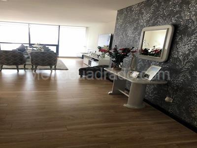 Apartamento de 3 alcobas en venta en Altos De Cabrera, Bogotá, 159 m² · foto 2 de 19