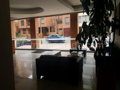 Apartamento de 4 alcobas en venta en Santa Barbara Occidental, Bogotá, 210 m² · foto 18 de 20