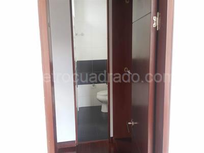 Apartamento de 4 alcobas en venta en Santa Barbara Occidental, Bogotá, 210 m² · foto 3 de 20