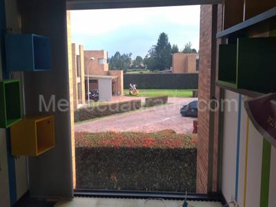 Casa de 5 alcobas en venta en San Simon, Bogotá, 321 m² · foto 6 de 17