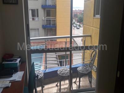 Apartamento de 3 alcobas en venta en Salitre, Bogotá, 79 m² · foto 9 de 16
